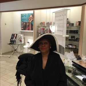 Meet your Posher, Janice